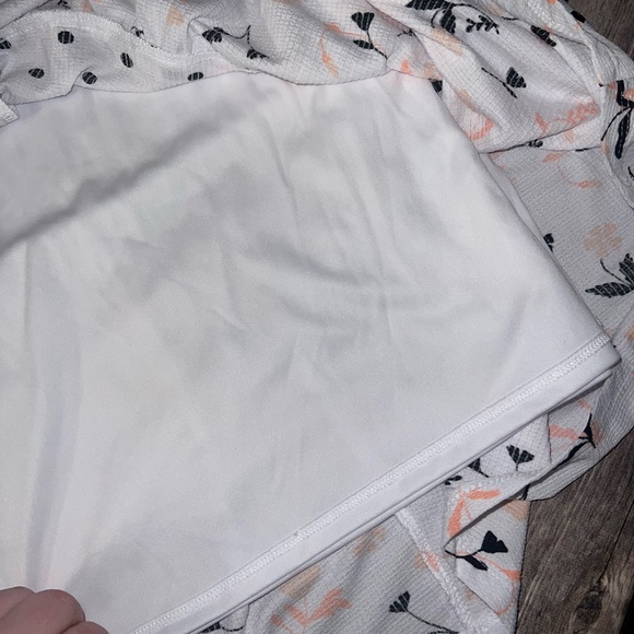 Cato Plus Size spring floral and polka dot floor length skirt, size 22/24W - Picture 7 of 8